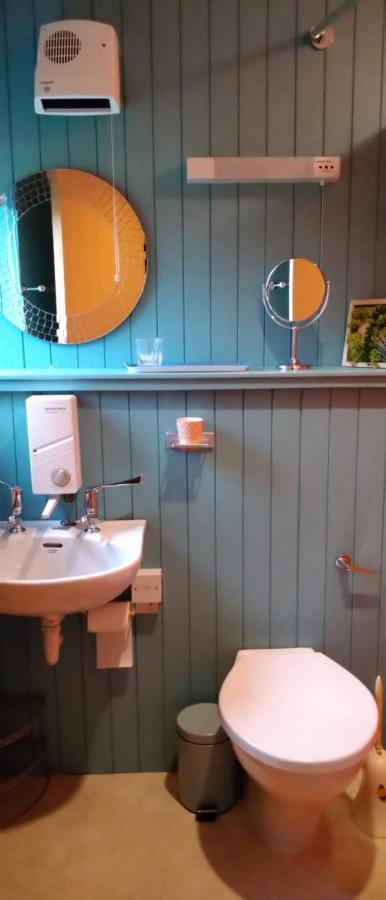 Bed and Breakfast Aquila Retreats Криф Экстерьер фото
